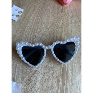 Fashion Retro Heart-Shaped Imitation Pearl Frame Sunglasses UV400 Women Cat Eye